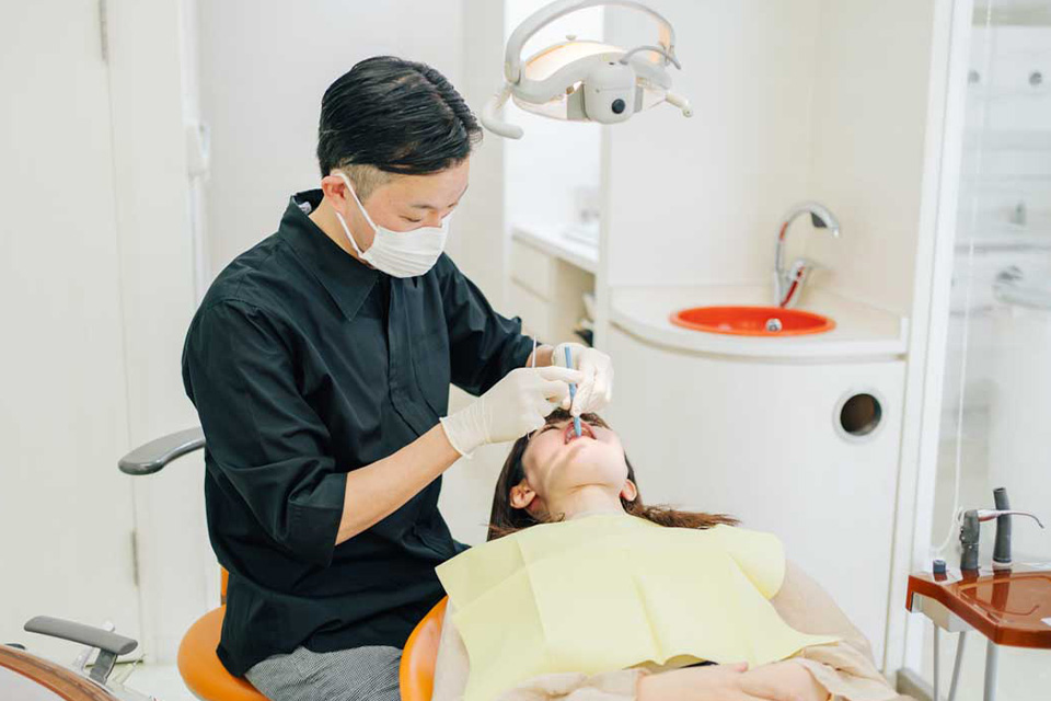外科治療など、さまざまな歯周病治療に対応